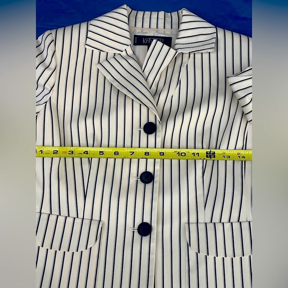 Off White Preppy Kasper Black and White Blazer with Notched Lapel size 2 - Picture 9 of 16